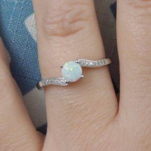 White Opal Bypass Ring 925 Silver
